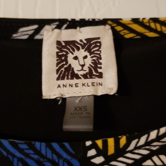 Blouse - Picture 2 of 2